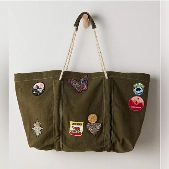 NWT! Free people Been There tote bag